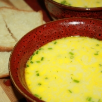 Солнечный куриный суп с плавленым сыром